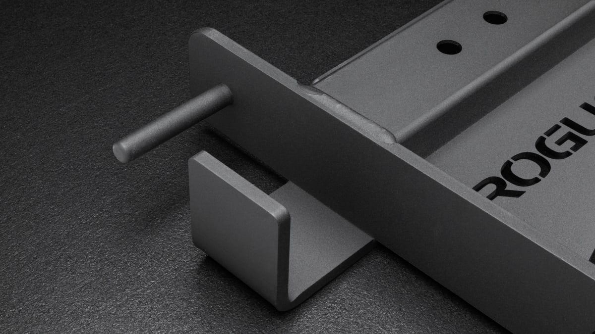 SAML-24 en squat stand