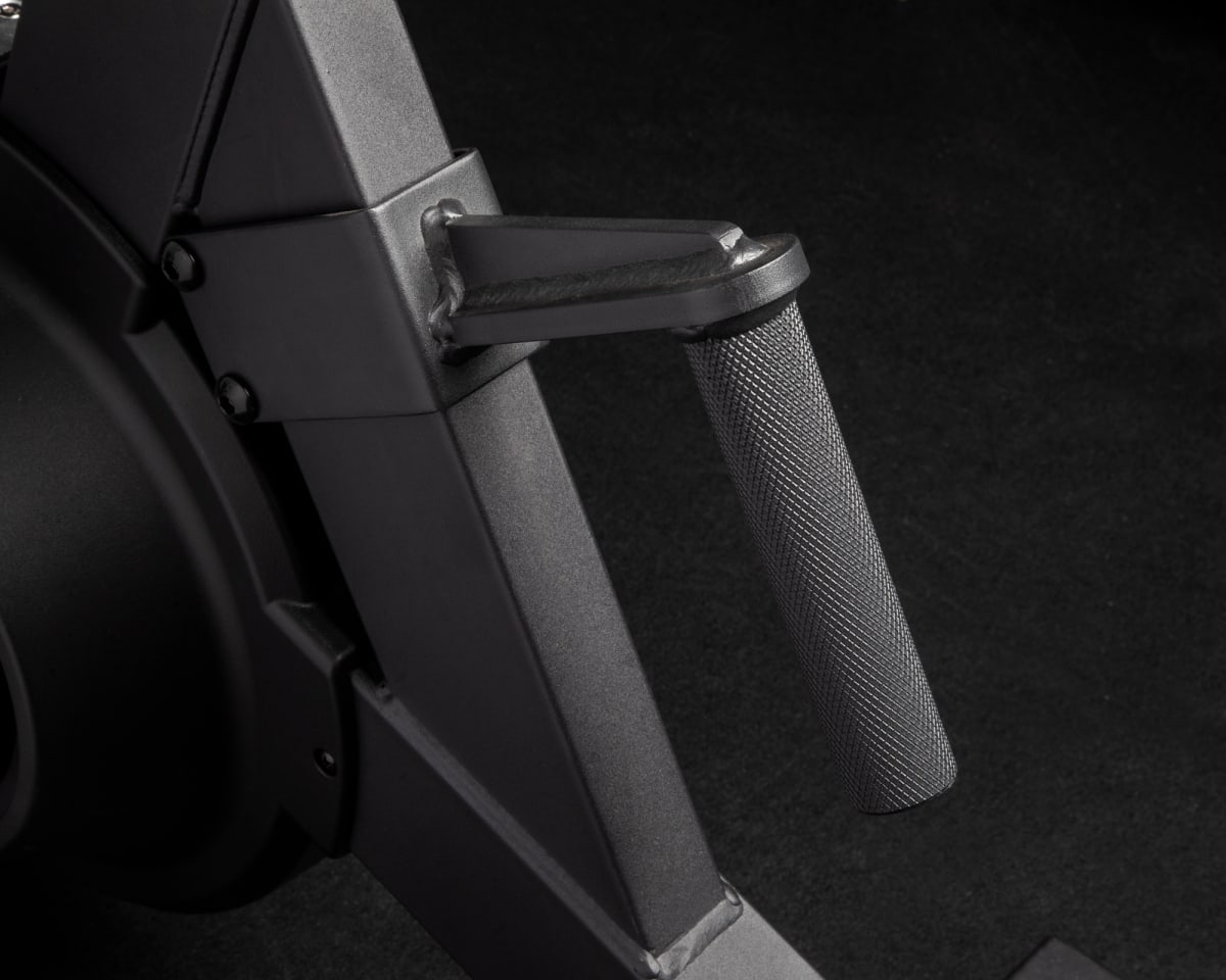 Manija knurled