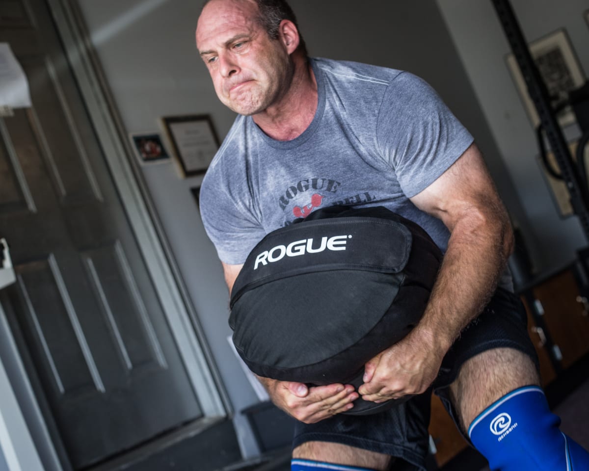 Rogue Strongman Sandbags — Forma cilíndrica compacta