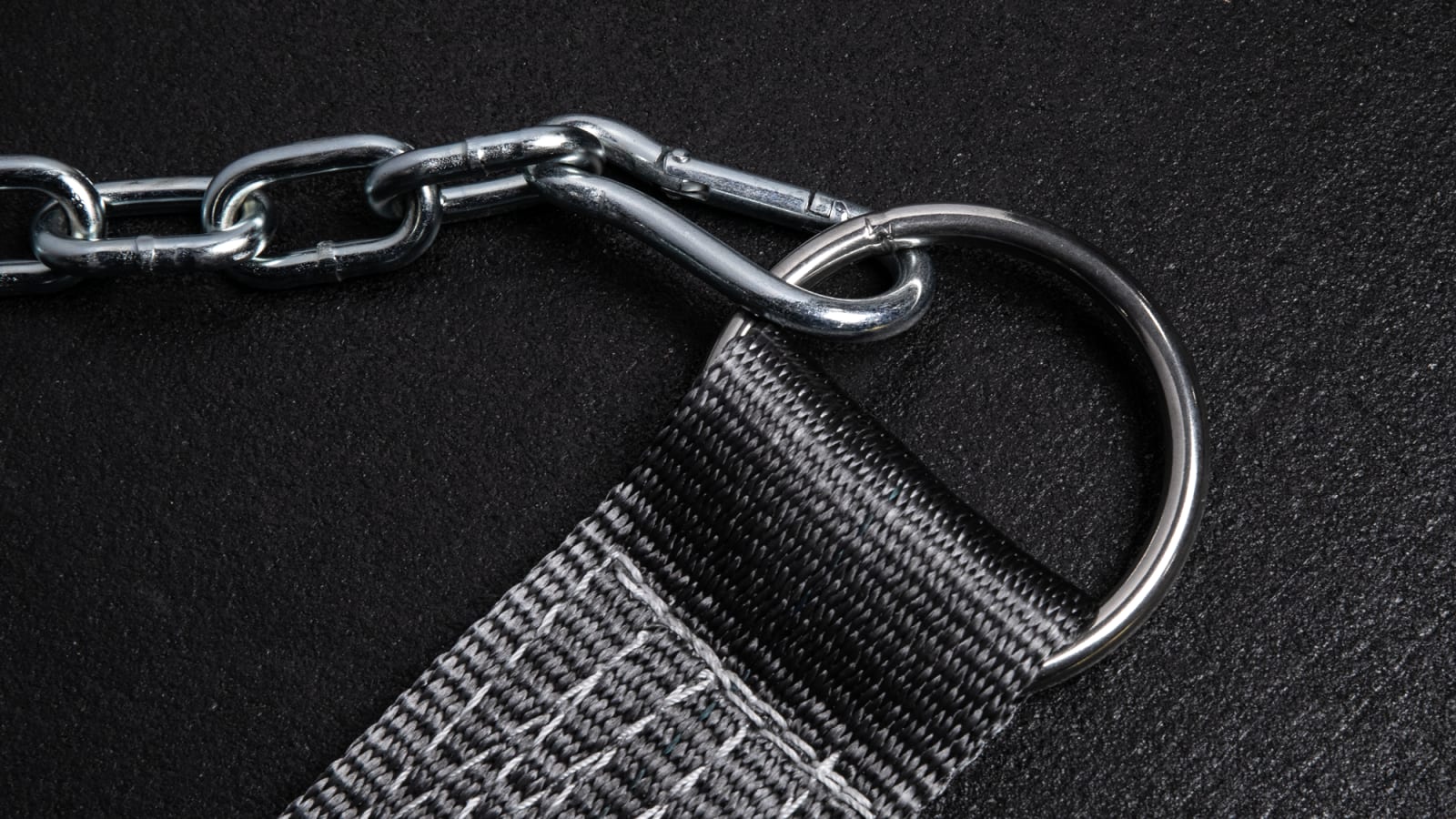 Premium Dip Belt with Chain, Carabiners and Unique Flaps.