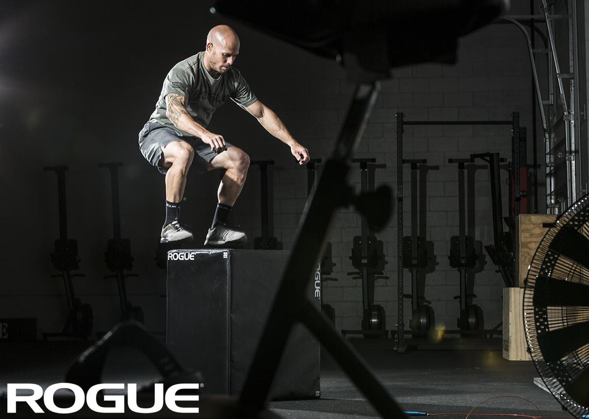 Rogue Fitness - Strongman's Fear. Teams tackle the Rogue