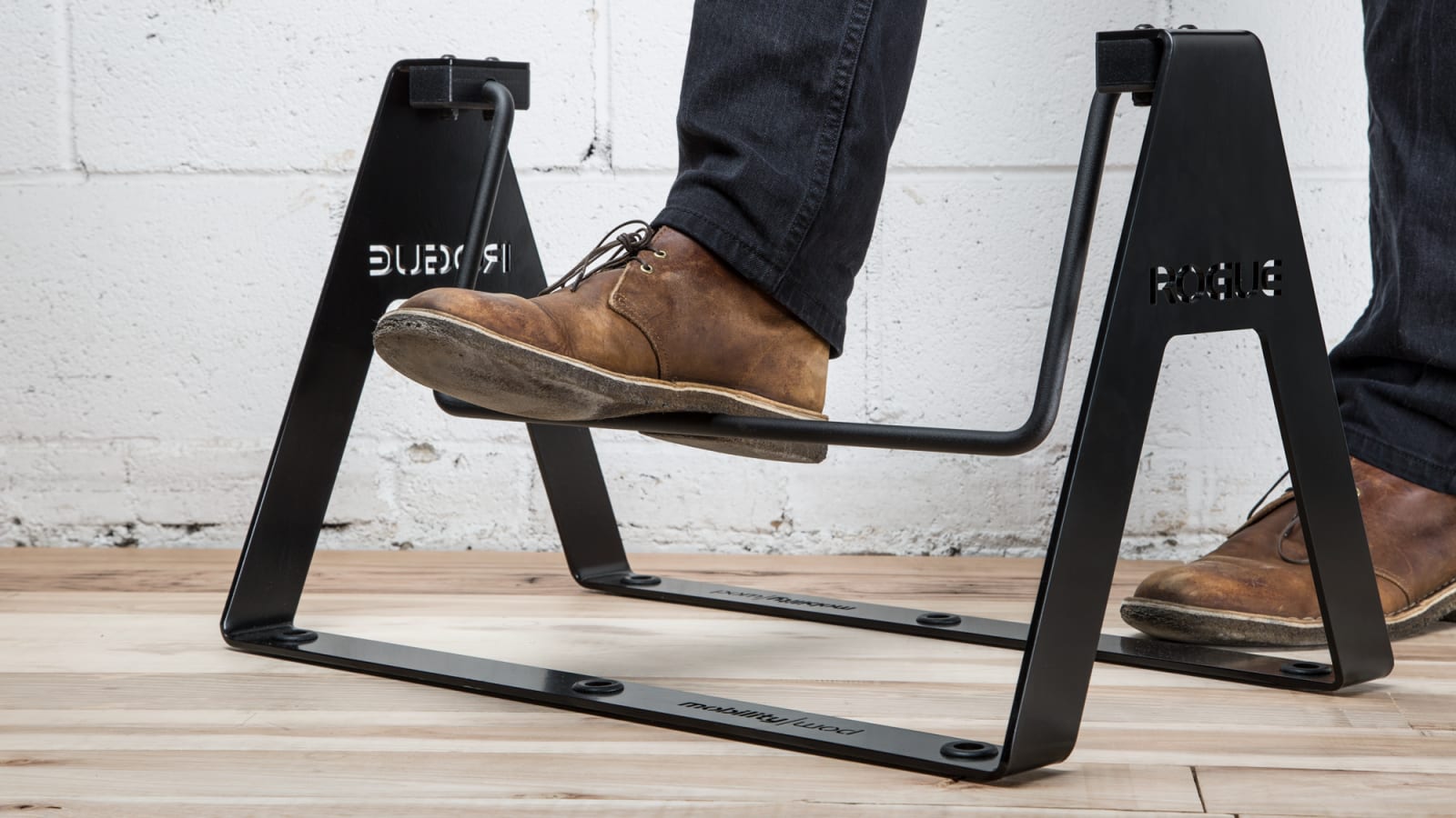 Alpha-Better Desk with Foot Fidget Bar*