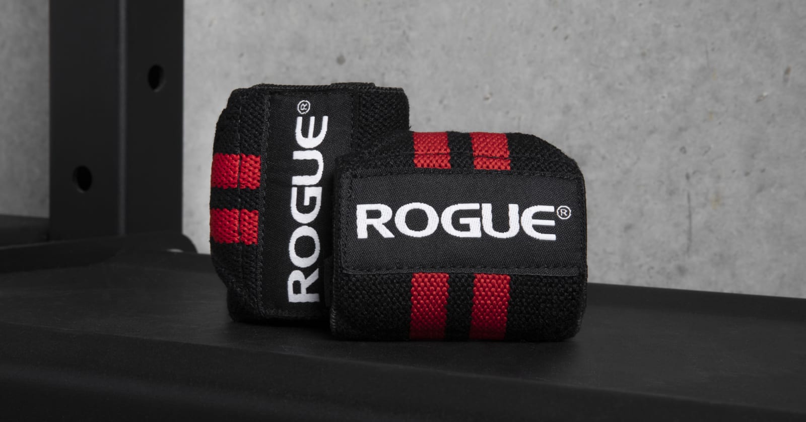 Isolator intern het is nutteloos Rogue Wrist Wraps - Black/Red | Rogue Fitness