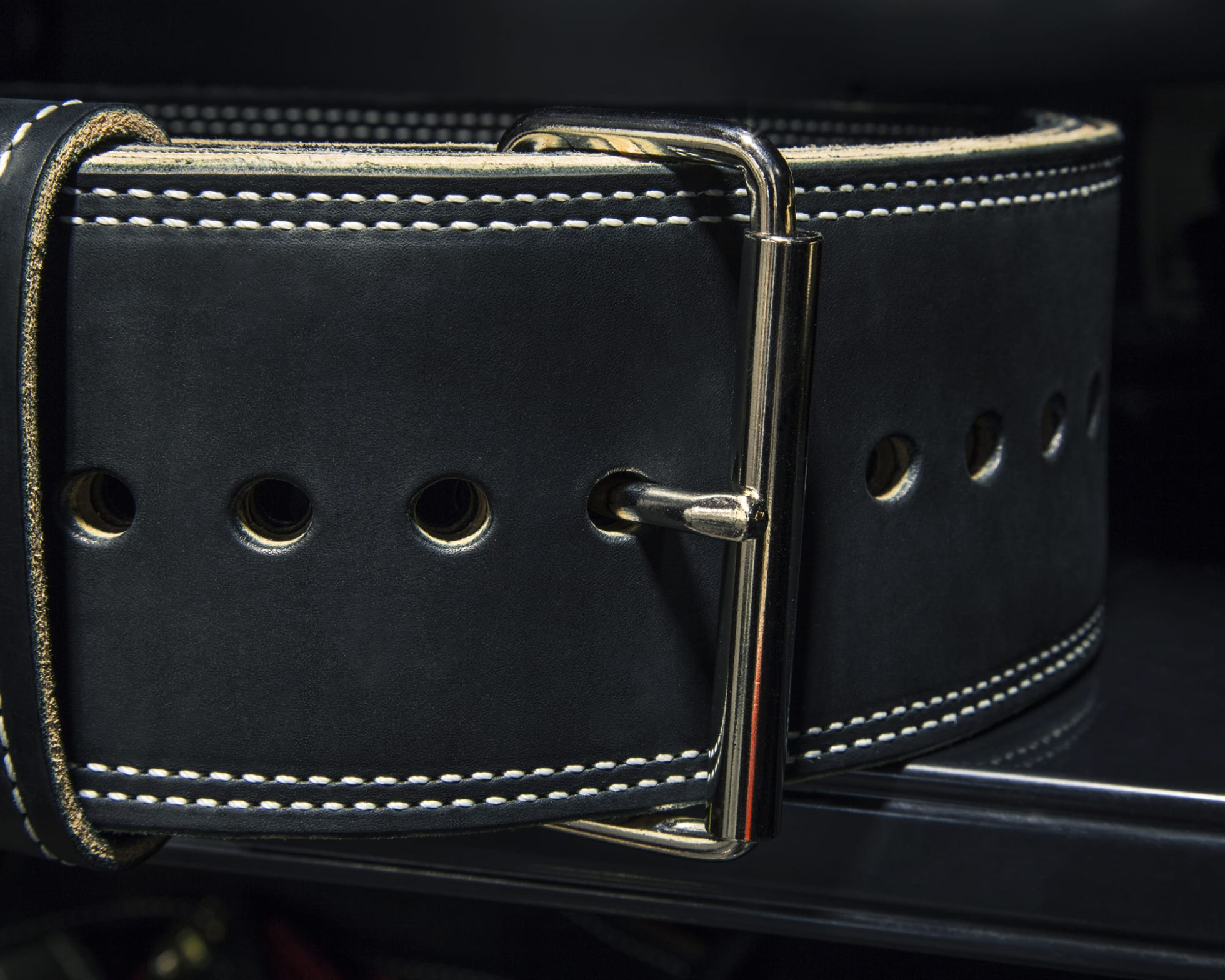 Rogue Fitness Powerlifting Belt - Thumbnail 5