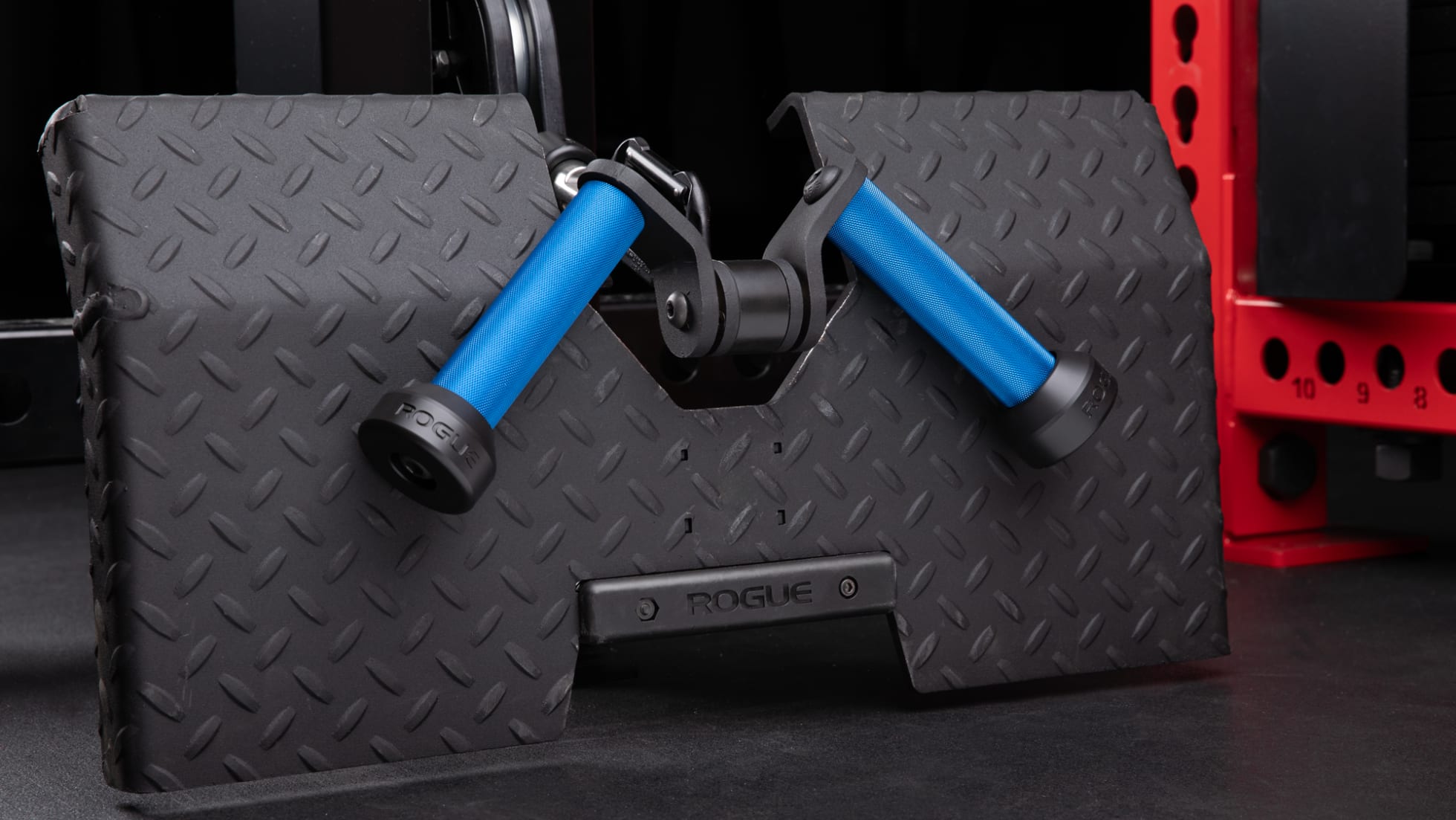 Rogue Fitness Rotating V-Grip Cable Attachment - Thumbnail 3
