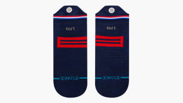 catalog/Apparel/Accessories /Socks/A258C24CEN-BLK/A258C24CEN-BLK-Web2_uktbdm