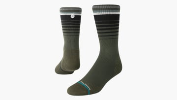 catalog/Apparel/Accessories /Socks/A458C24ROM-BRN/A458C24ROM-BRN-H_reeokm