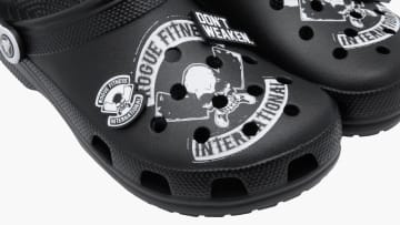 catalog/Apparel/Crocs/CRO001/CRO001-Web6_jgf1mh