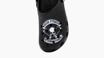 catalog/Apparel/Crocs/CRO001/CRO001-Web7_v6rlf1