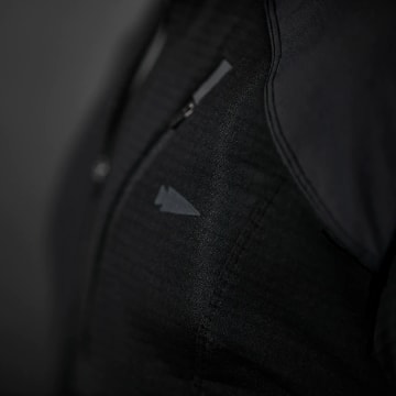 catalog/Apparel/Men's Apparel/Longsleeve/GR0084/GR0084-WEB3_sfq11j