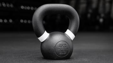 catalog/Conditioning/Strength Equipment/Kettlebells/IP0670/IP0670-9lb_zmq14n