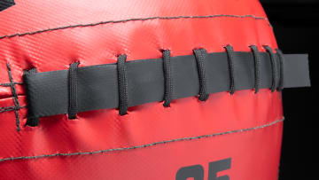 catalog/Conditioning/Strength Equipment/Medicine Balls/RA2313/RA2313-WEB2_jvan47