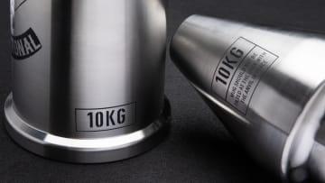 catalog/Gear and Accessories/Accessories/RF0996 - Rogue Artillery 20KG Mug with Anvil Set/RF0996-web8_url1uc