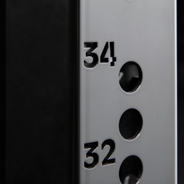 catalog/Strength Equipment/Strength Training/Weight Benches/MLCOMPBENCH/MLCOMPBENCH-WEB13_vvwshg