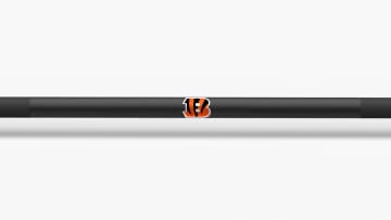 catalog/Weightlifting Bars and Plates/Barbells/Mens 20KG Barbells/NFL - Ohio Bar/Ohio Bar Pics/Ohio-Bar-Cardinals-NFL-Shaft-2_dcpja7