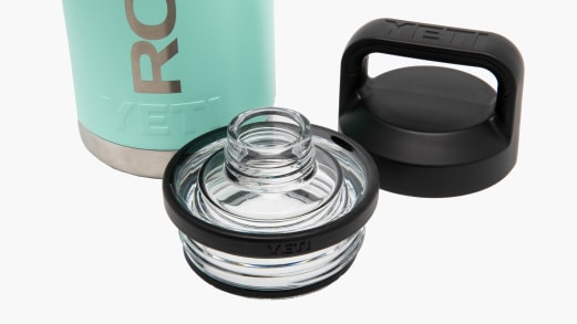 YETI Bottle 26oz Duracoat Chug Cap Seafoam Rogue Fitness