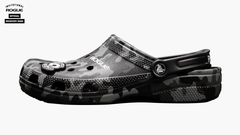 catalog/Apparel/Crocs/CRO002/CRO002-H_m8jzif