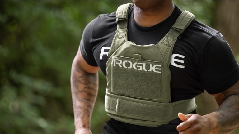 catalog/Bodyweight and Gymnastics/Bodyweight /Weighted Vests/IP1306/IP1306-Black-H_acw9lw